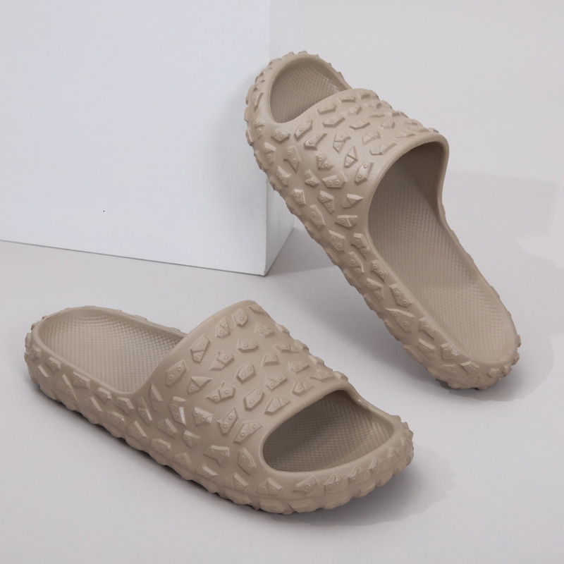 new designer sandals Extra large cool slippers women's summer indoor and outdoor wear, suitable for men's couple