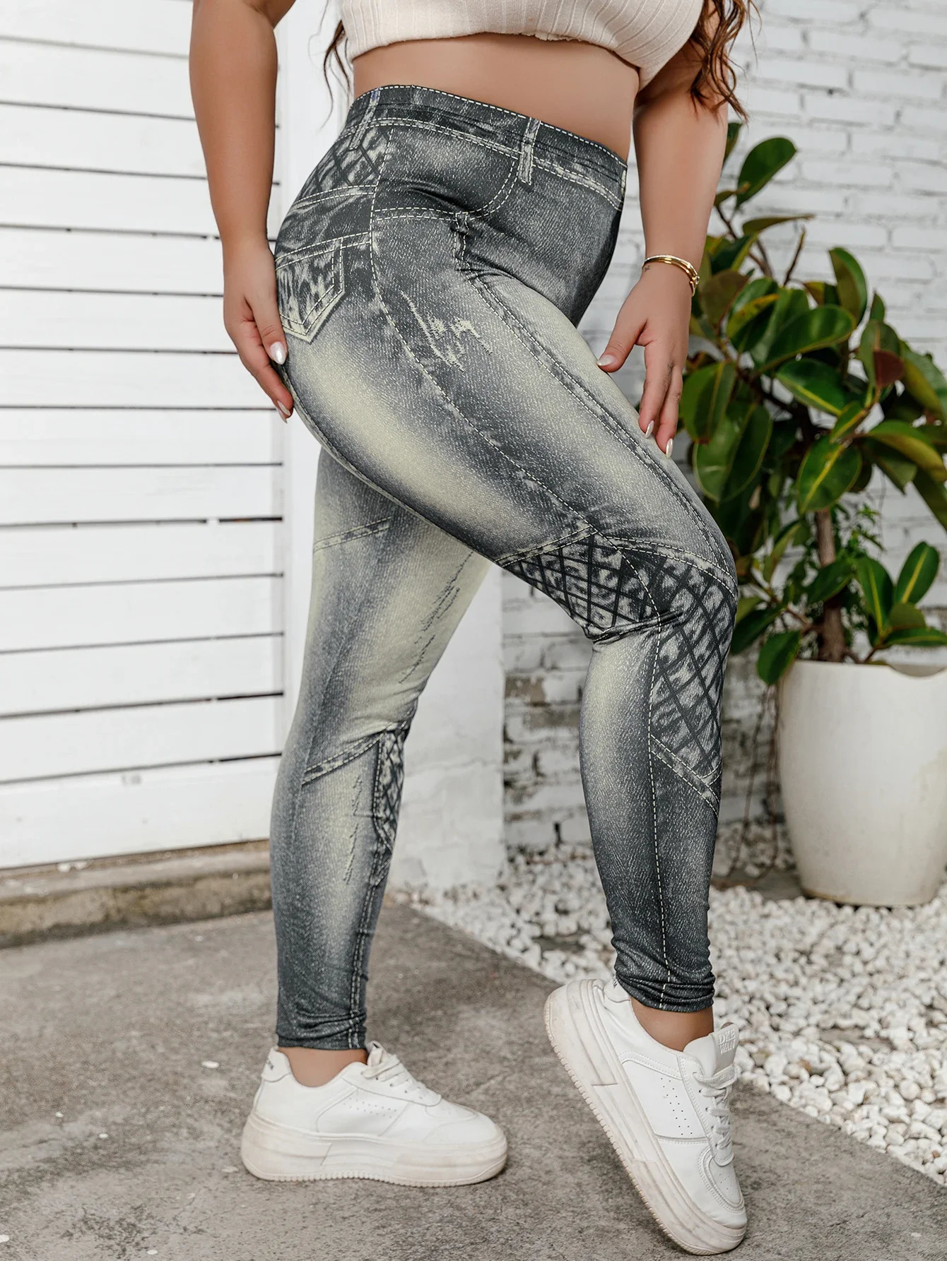 Plus Size Womens Faux Denim Pattern Leggings Vintage HighElasticity Comfort Knit Long Trousers Fashionable Stretch Pants 250304