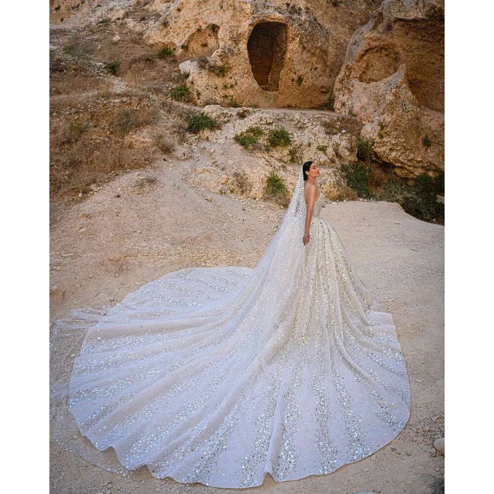 Sexy Wedding Sweetheart Applicator Beads Lace Back Chapel Made to Order Bridal Dresses