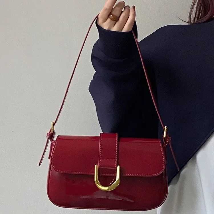 Fashionable and Leisure hand bag Bag Luxury Underarm Versatile One Shoulder Crossbody Bag French Small Body Bag Single Y250303