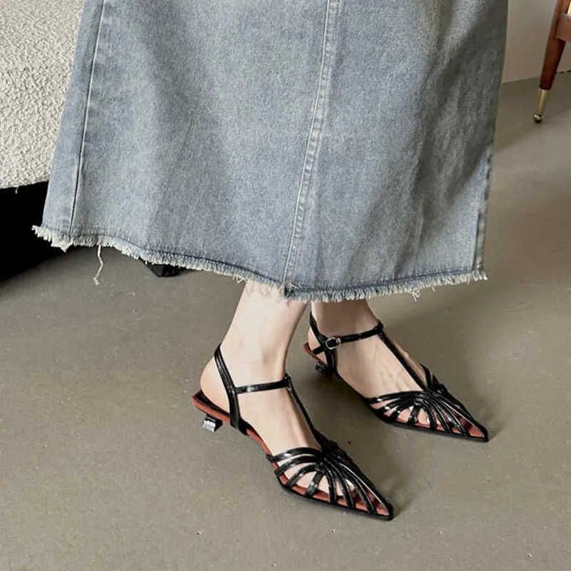Bailamos Wens Gladiator Sandals Ran Literary Style Hollow Fem Beach Shoes Sandals Hollow Wrap Buckle Dress Shoes M Z250304