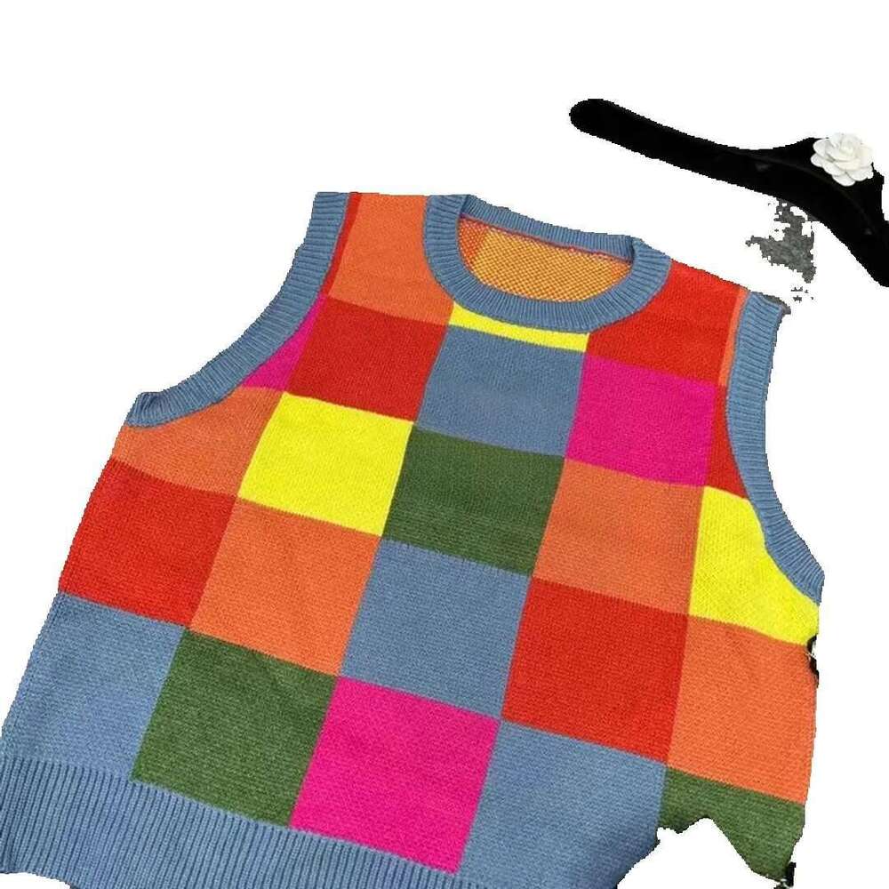 Women's 100% Wool Knit Vest Sweater, Sleeveless Casual Top, Letter Print, Crew Neck, Short Sleeve, European Sizes S-L