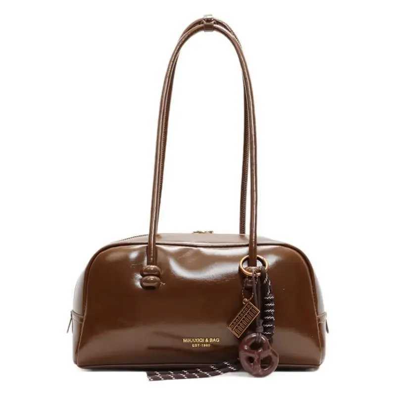 Brand Designer Oil PU Leather Womens Shoulder Bag Retro Pendant Crossbody Bag Large Pillow Boston Bowling Handbag Y250303