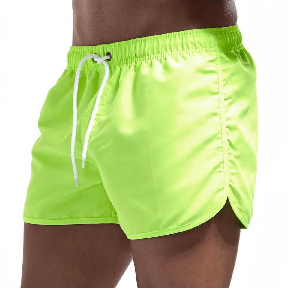 Summer Mens Fashion Beach Shorts Polyester Quick Dry Multicolour Sports Three Quarter Shorts MenT250304