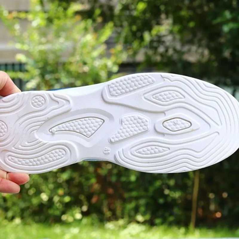 Outdoor Sports Shoes Mens Sneakers Lightweight Wear-resistant Anti Slip Running Shoes Casual Mesh Footwear Male SummerC250304