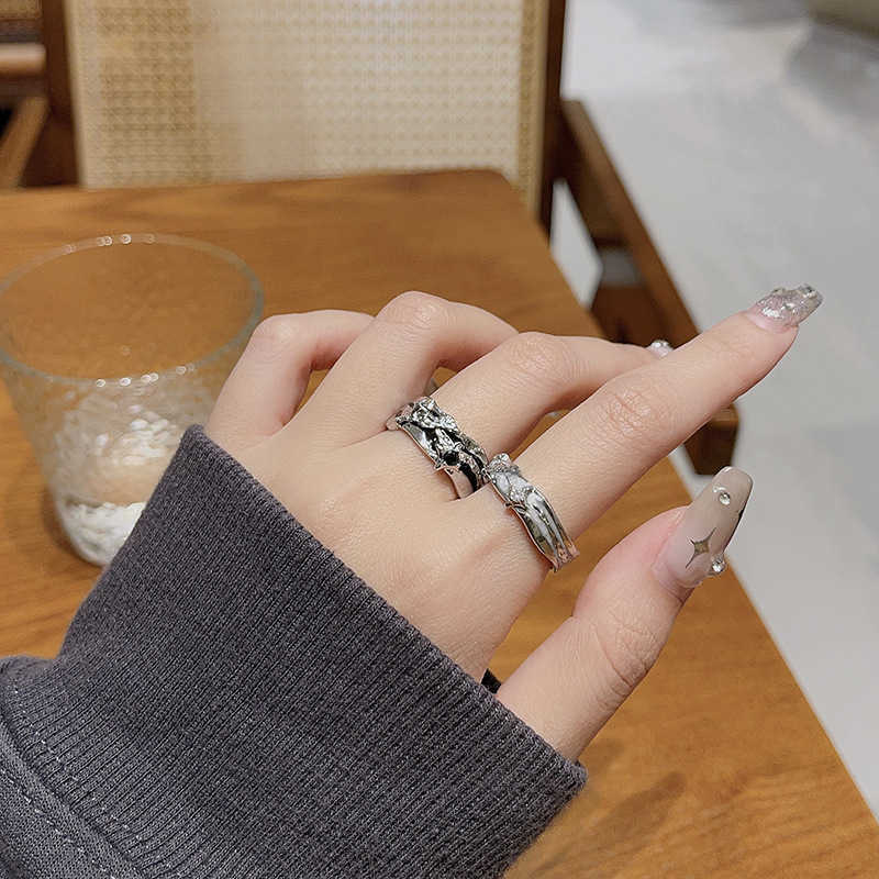 Couple Rings Small niche design pleated enamel ins cool style stars couples rings index finger mens and womens high-end gifts H25303