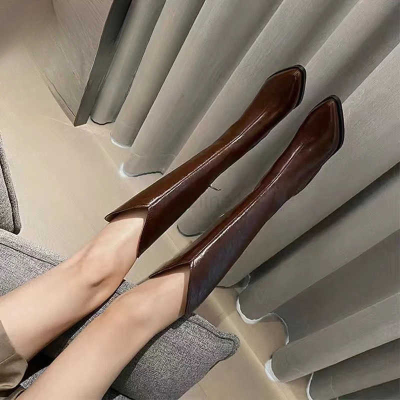 Middle Heel Knee High Shaft Shoes Wan Leather Brown Pointed Toe Long Boots for Wen Cfortable and Elegant New in Footwear Z250304