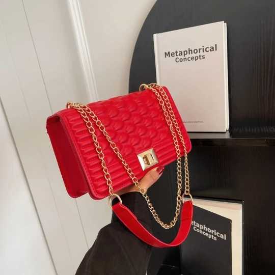 Red OL Chain Woman Handbag 2024 Trend Luxury Women Girl Shoulder bag PVC Lady Crossbody PU Purses Womens Leather Totebag Z250303