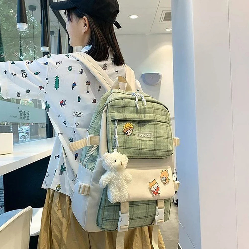 Ship from US 5 piecesset Fashion Backpack Large Capacity Canvas School Waterproof Student Travel Office Pendant Badge 250304FBB