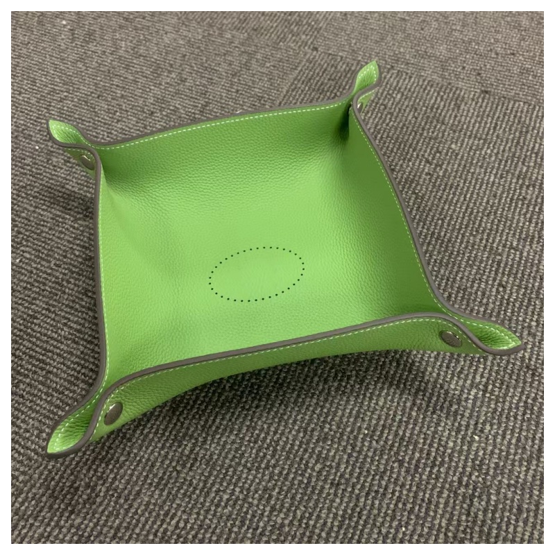 Square Designer Green Leather Tray Solid Color Foyer Key Storage Miscellaneous Items Desktop Candy Box 12545
