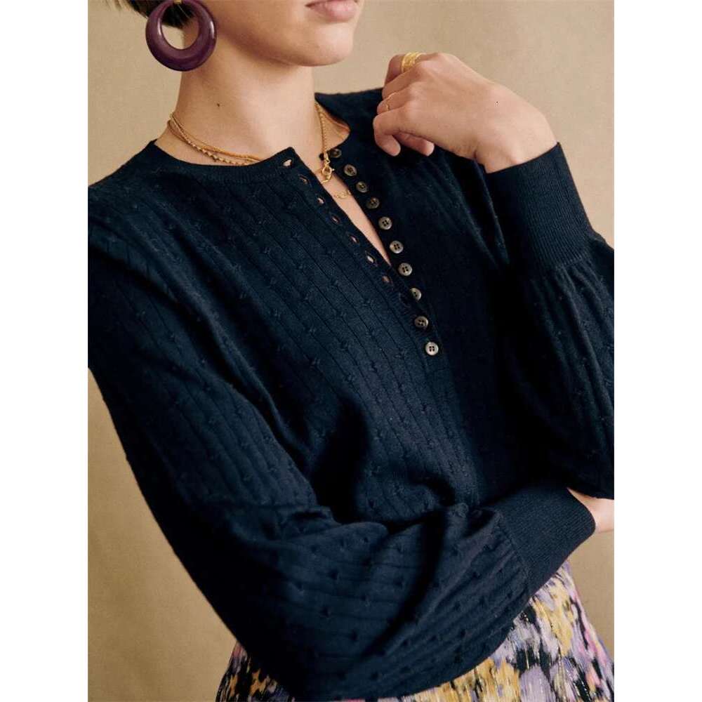 Women Sweater Three-Dimensional Crochet Jacquard Round Neck Front Buttons 2025 Autumn Winter Vintage Female Jumper