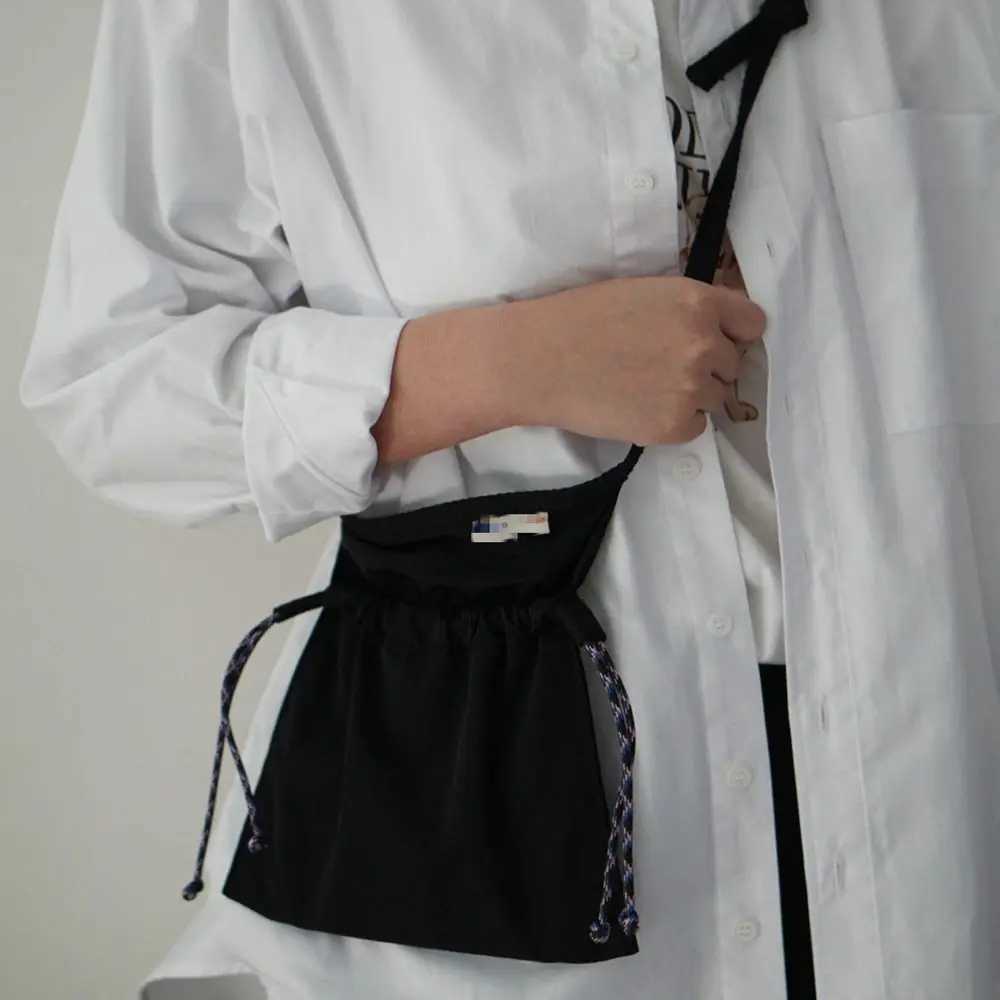 Casual Messenger Bag New Trendy Nylon Black Color Phone Bag Red Color Crossbody Bag Travel Z250303
