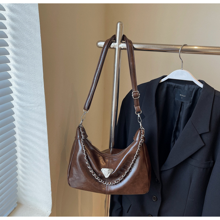 Free shipping designer Shoulder Bags For womans bag handbag Fashionable casual flap Chain armpit bag women crossbody bag