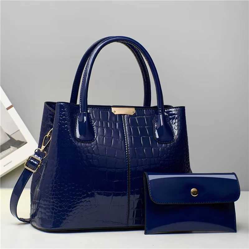 Chic Crocodile-Embossed Tote Bag Set for Women - Faux Leather Includes Clutch Purse Zip Closure Available in Purple/Black Z250303