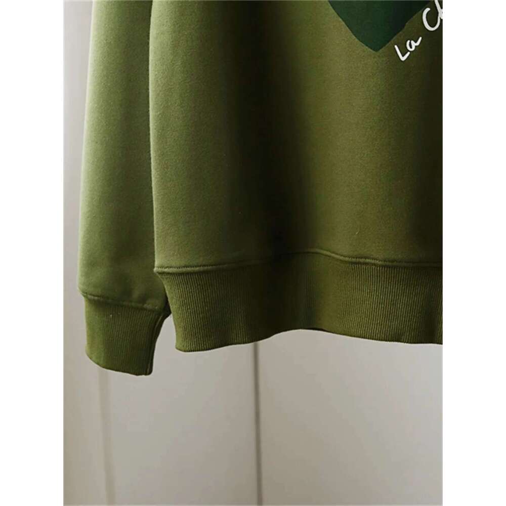Women Long Sleeve Heart Print Sweatshirt Female 2024 New Autumn Fashion Retro O-Neck Casual Pullover Top