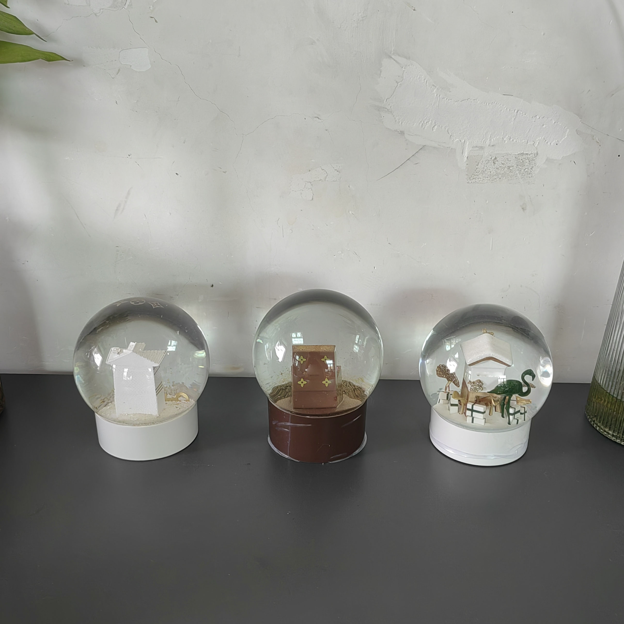 V Classics Heronsbill Snow Globe With Key&Castle House Design Inside Letters Crystal Ball