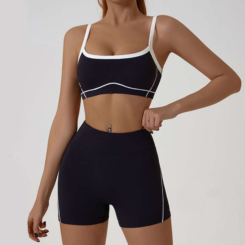 New European and American nude tight outdoor sports suit with thin shoulder contrasti colors, gerie straps, yoga clothes, 2025 new casual fashion tren