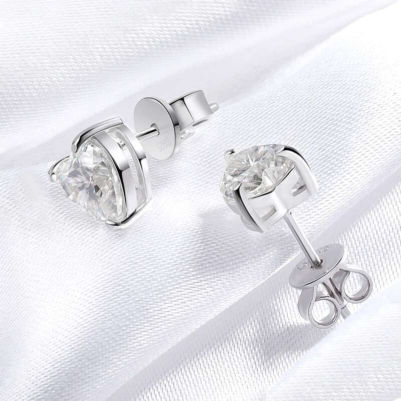 Smyoue 1CT 2CT 4CT Heart Cut Moissanite Stud Earrings for Women Quality Lab Dia S Sterg Sier Bride Jewelry