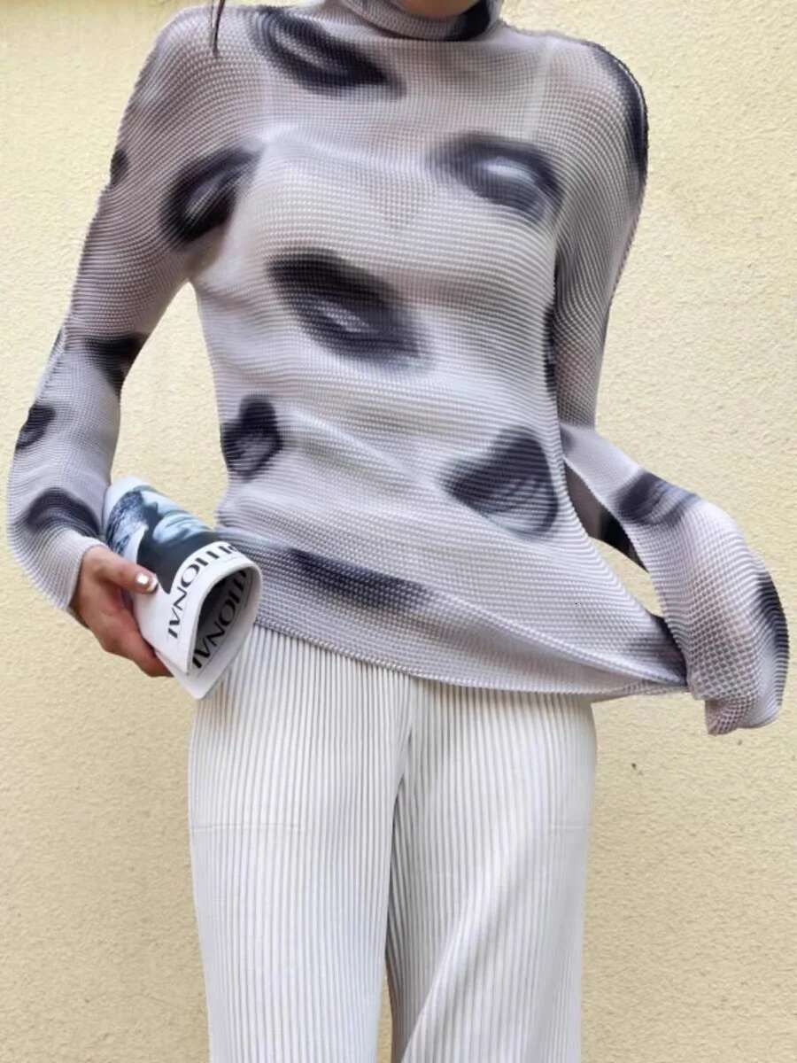 Miyake Pleated Sexy Lip Print High Neck T-Shirt Women 2024 Summer New Short Long Sleeve Jumper Designer Fashion Top