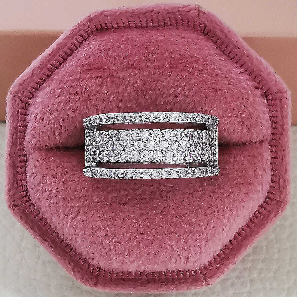 Couple Rings Luxurious 3A Zircon Inlaid Full Diamond Womens Ring Jewelry Shopify YR4576 Exquisite Gold Plating H25303