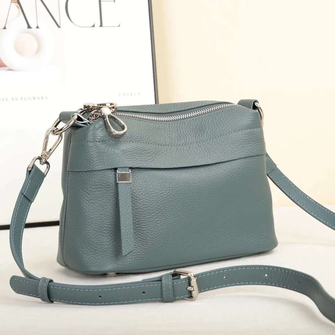 Head Layer Cowhide Leather Women's Shoulder Crossbody Large Capacity Multi Compartment Handbag Casual Practical Armpit Bag