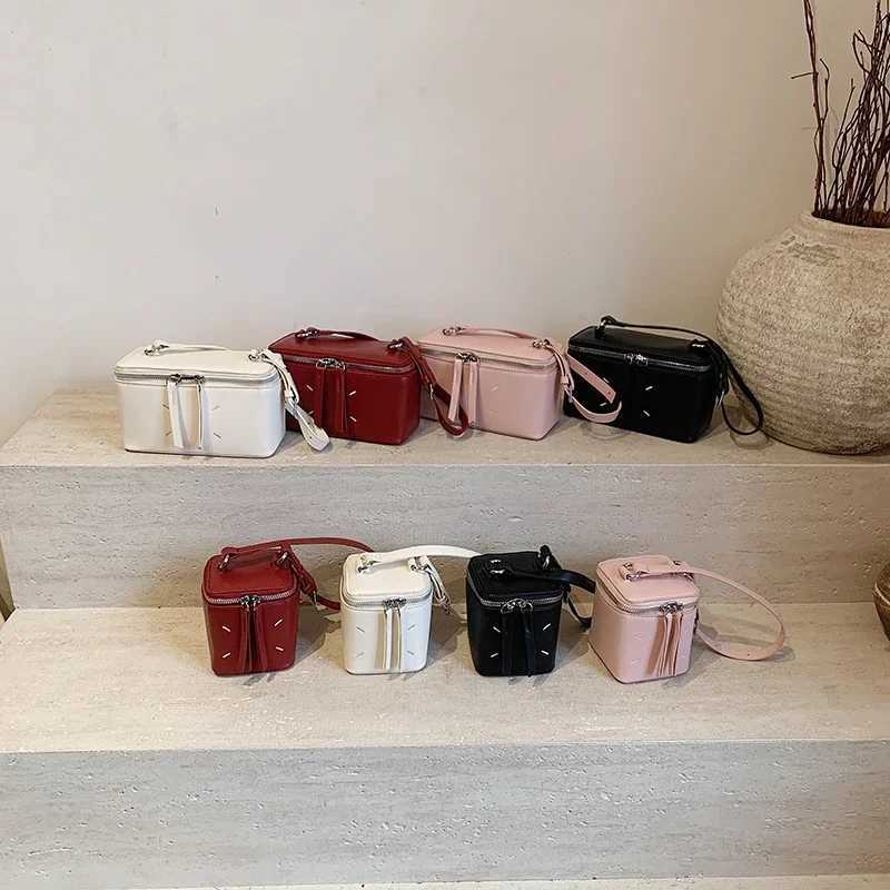 Fashion PU Shoulder Bag Red Square Bag 2025 New Womens Handbag Hot Selling Valentines Day Gift Classic Shoulder Bag Z250303