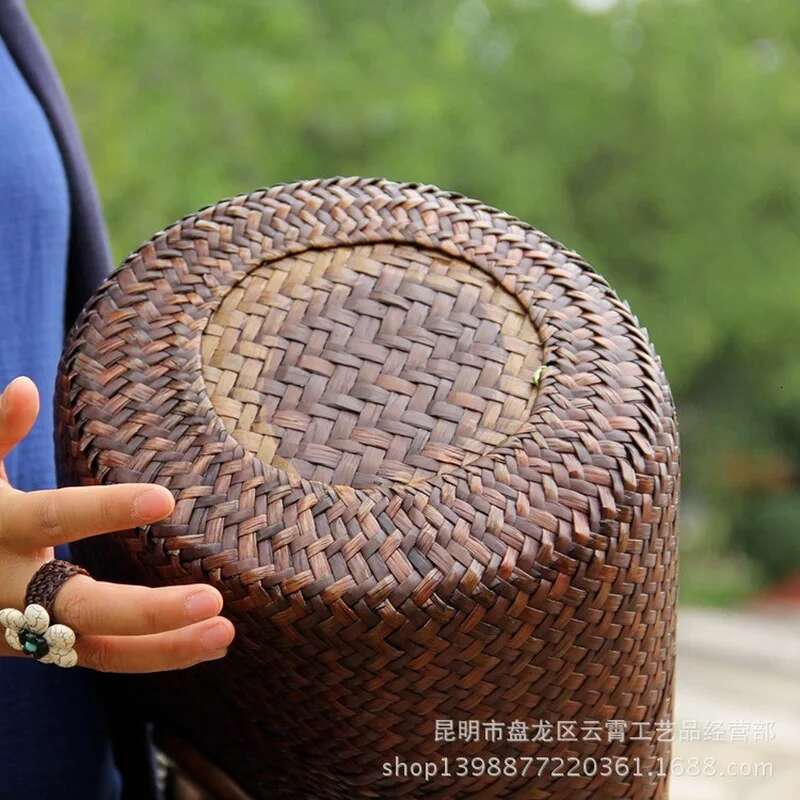 New Bucket Woven Women's Rattan Straw Bag Leisure Holiday Wooden Handle Handbag