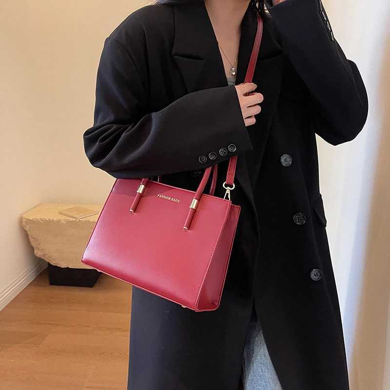 Red Color Top-handle Bags For Women 2024 Luxury Designer Handbags PU Leather Large Capacity Casual Street Shoulder Shopper Totes Z250303