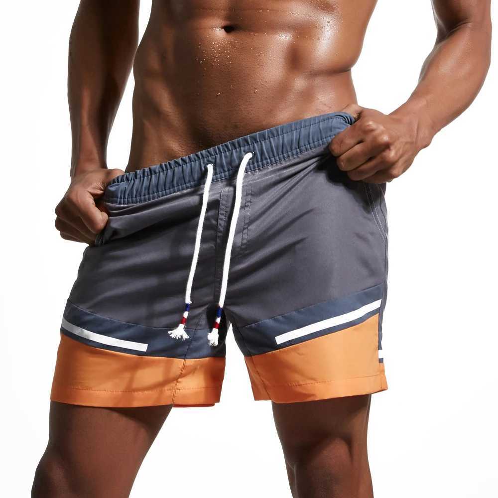 Mens Swimming Shorts Quick Dry Beach Trunks Swimwear with Mesh LiningT250304