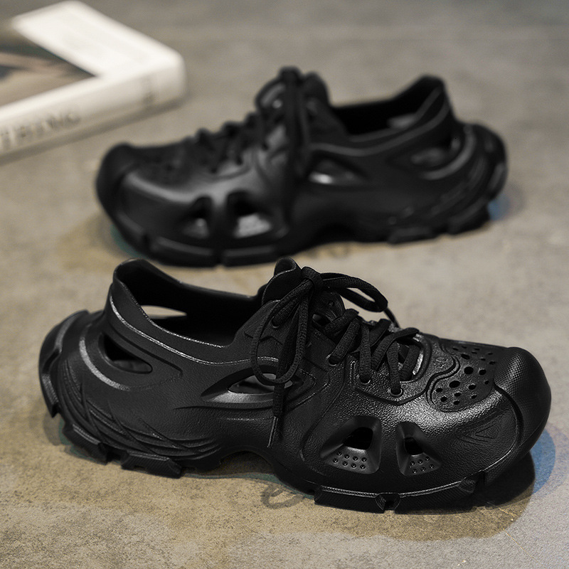 Cave men's sandals, oversized outdoor sports, summer new styles, women's couple water shoes, trendy shoes designer sandals