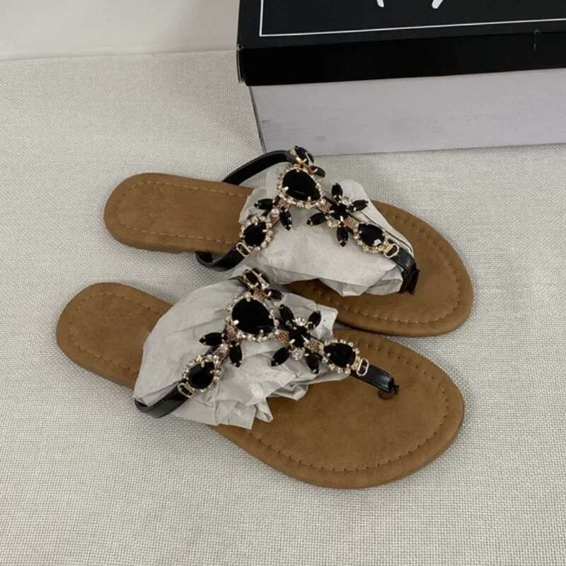 Trendy Summer 2025 Women's Shoes Large Size Beautiful Crystal Shiny Flat with Female Sandals Bohemia Back Strap Footwear