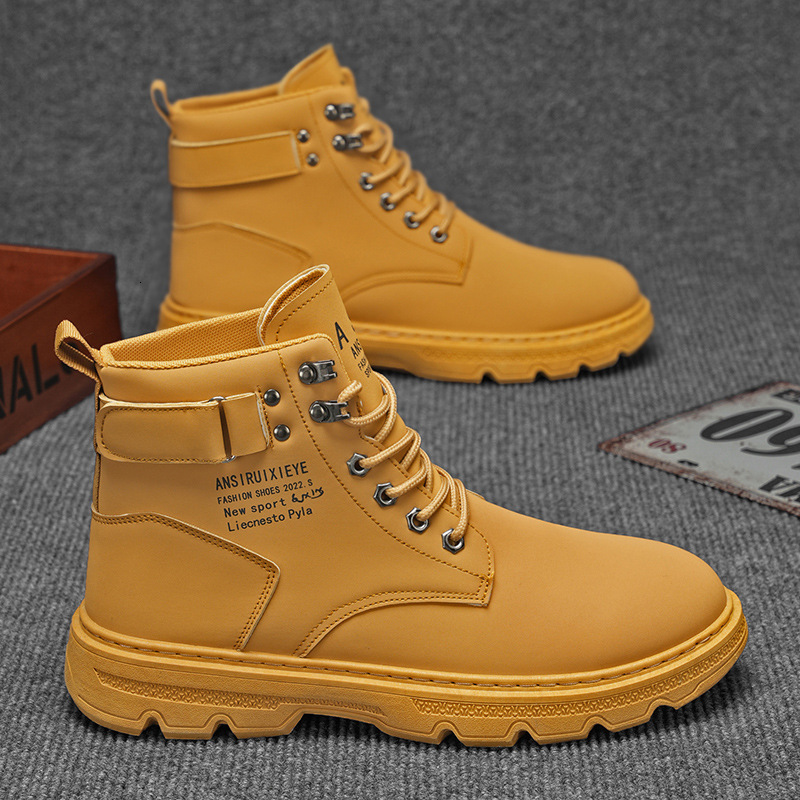 Designer s New Lightweight High Top Outdoor Shoes For Spring And Summer 2025 Multifunctional Trendy Versatile Thick Soled Men s Casual Short Leather B