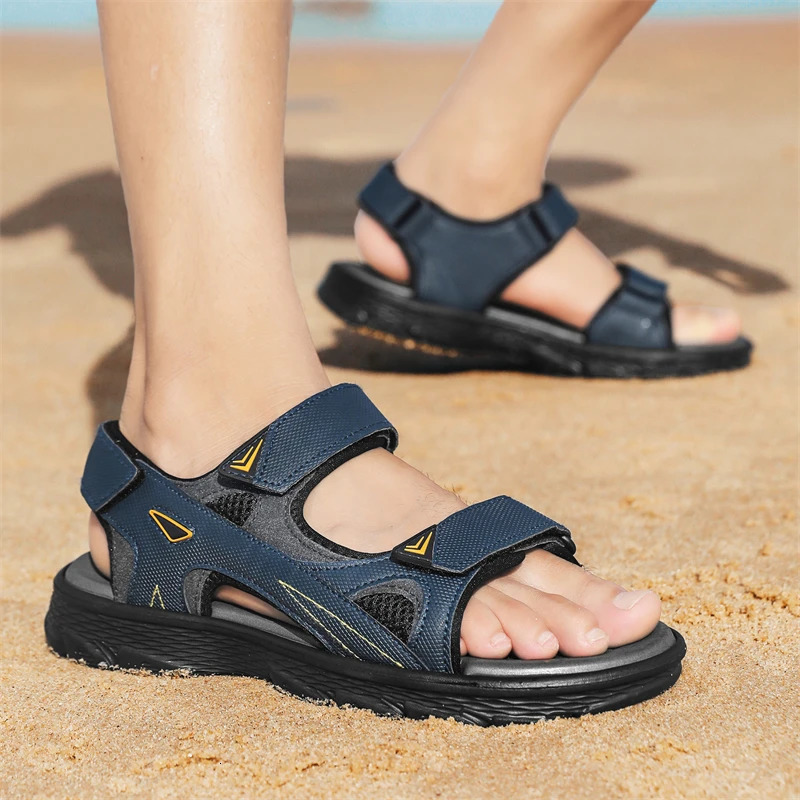 Mens Sports Sandals Hiking Outdoor Water Beach Sports Mens Sandals for Summer with Open Toe Adjustable Straps 250303