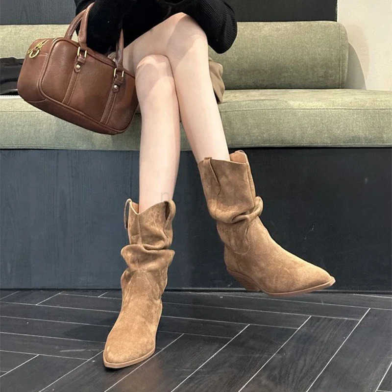 Fion Vintage e Boots Korean Chunky Heel Sle Wern Pleated Doc Suede Ankle Boots Designer Pleated Boots Shoes Z250304
