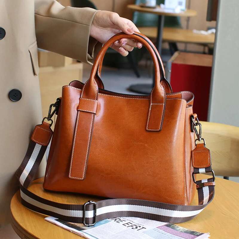 Cowhide Women's Tote Bag 2024 New Large Capacity Genuine Leather Women Shoulder Crossbody Bags Fashion Female Handbag 6002