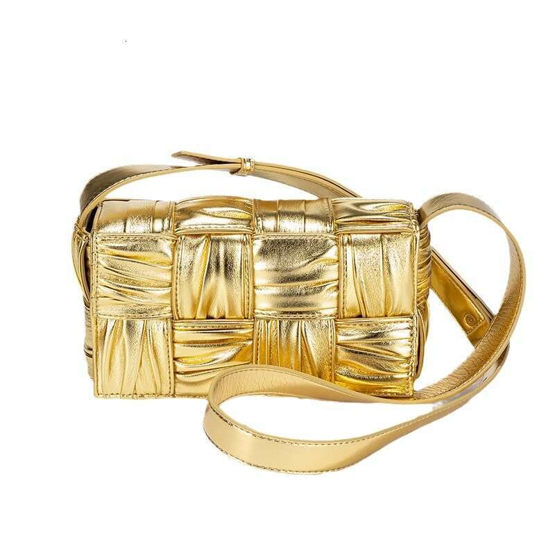 Hand Woven Star Style 4-Panel Pleated Small Square Bag, Light Luxury And Fashionable Single Shoulder Pillow Bag
