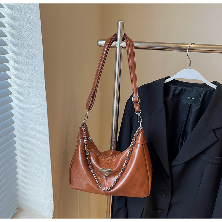 Free shipping designer Shoulder Bags For womans bag handbag Fashionable casual flap Chain armpit bag women crossbody bag