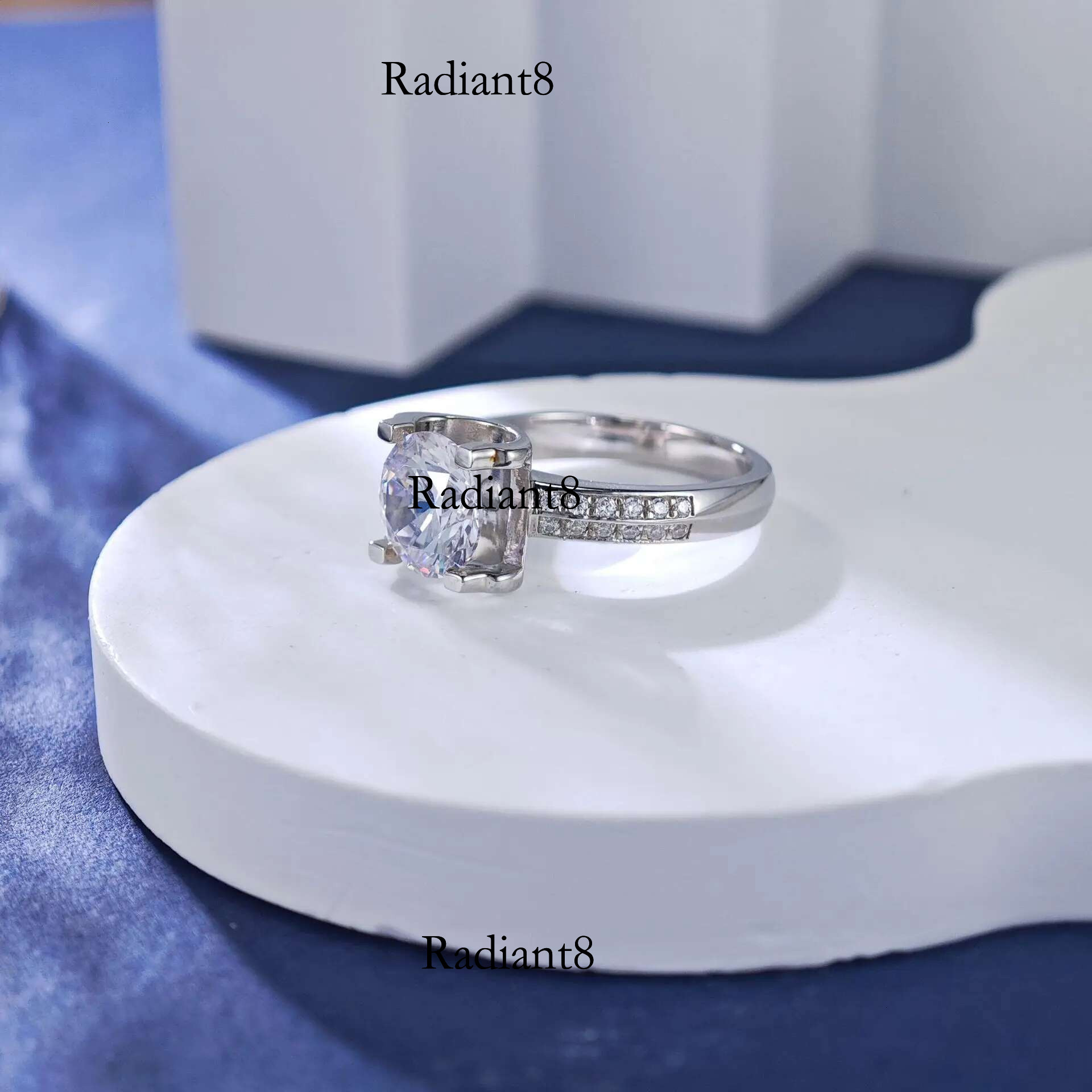 Women's PT950 Platinum 2 Mossanite Dia Ring, Simple Micro-Set Bull Head Design, Gift for Girlfriend.