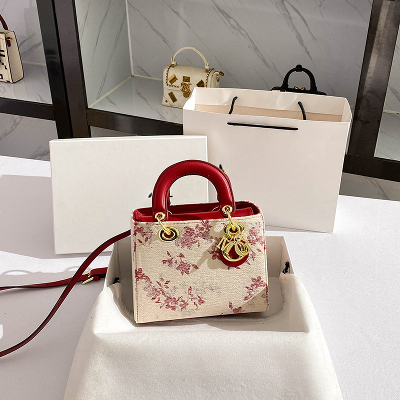 New Designer Bag, High-quality Luxury Embroidery, High-end Handheld Small Square Bag, Wallet, Dinner Bag