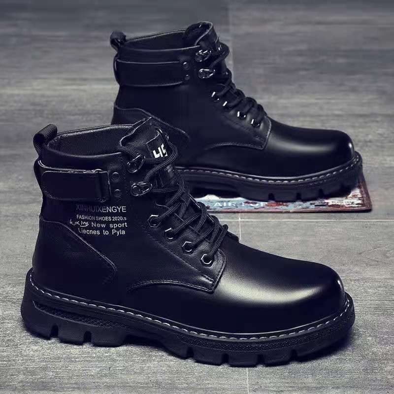 Designer s New Lightweight High Top Outdoor Shoes For Spring And Summer 2025 Multifunctional Trendy Versatile Thick Soled Men s Casual Short Leather B