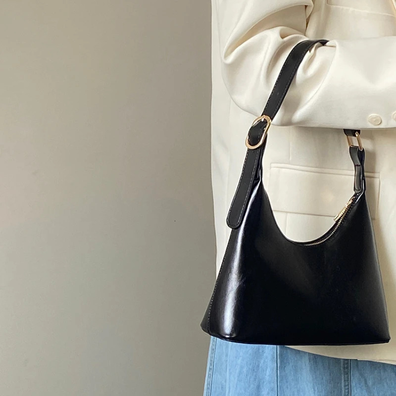 Pu Leather Womens Underarm Bag Fashion Ladies Small Shoulder Bags Simple Solid Color Female Clutch Handbags Armpit Bag 250228
