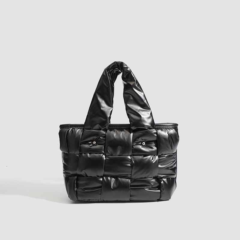 Designer Designer 2024 New Niche Design Hand-Held Woven Down Tote Fashionable Versatile Casual Shoulder Crossbody Bag