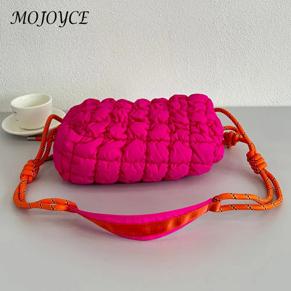 Stylish Women Quilted Cloud Bag with Braided Rope Strap Spacious Padded Crossbody Bag for Daily Use 250303