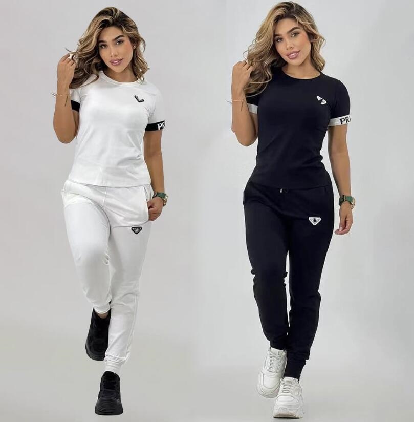 Designer Womens Tracksuits 2025 Summer New Fashionable Style Trend Splicing and Collage Womens Two Piece Set Free Ship