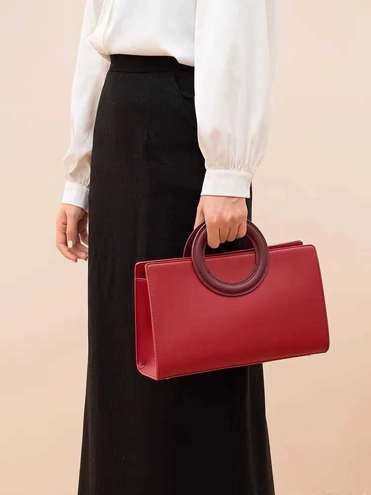 High Quality Textured Leather Sexy Red Color Tote Bag Fashion Womens Handbag Lady Purse Shoulder Messenger Bag Wedding Bag Z250303