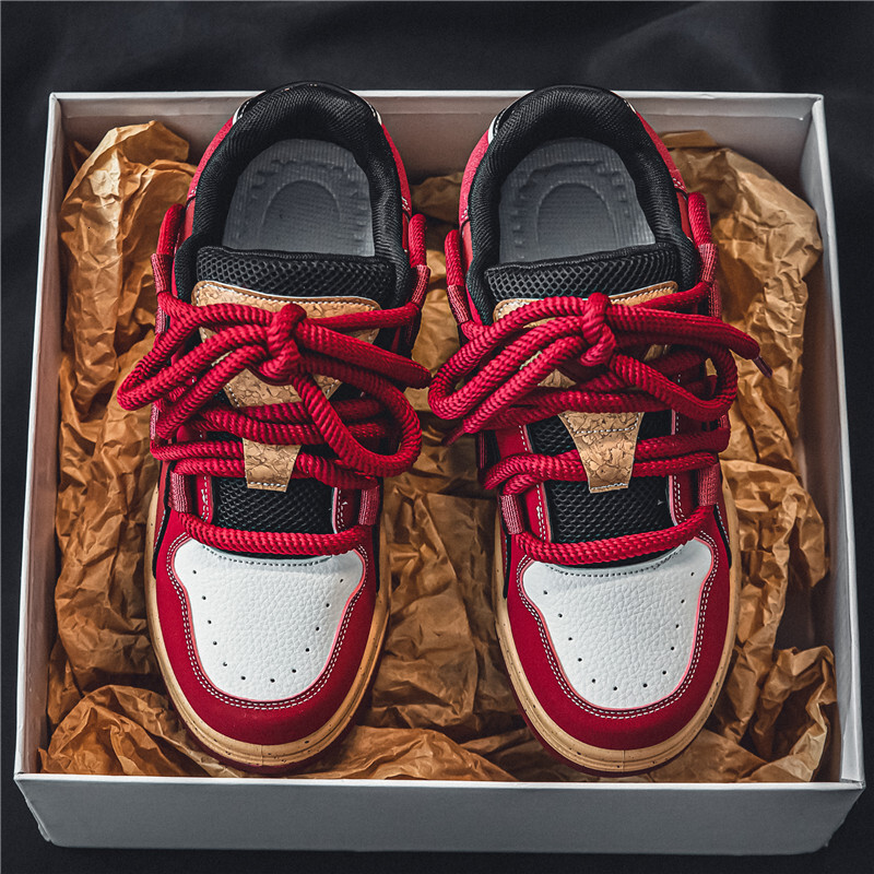 2025 New Niche Design Wine Red Board Trend Multifunctional Leisure Breathable Sports Shoes Thick Sole Height Increasing Bread Shoes Men's Board S