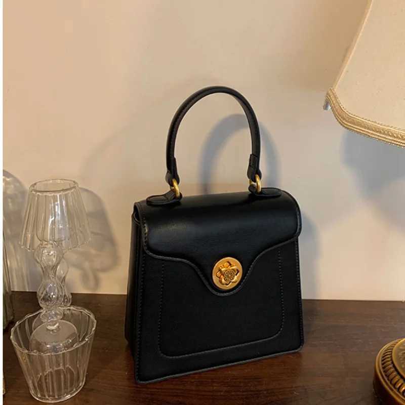 Luxury handbag with new PU material square bag French elegant single shoulder cross body bag wedding banquet commuting Z250303