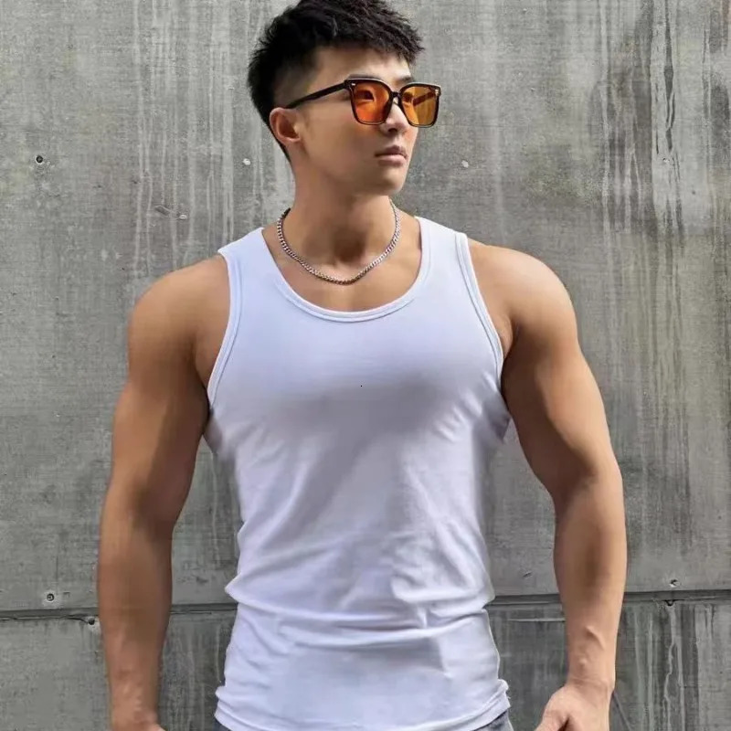 American Lightweight Sports and Fitness Tank Top for Mens Running Elastic Slim Fit Sweat Wicking and Breathable 250304