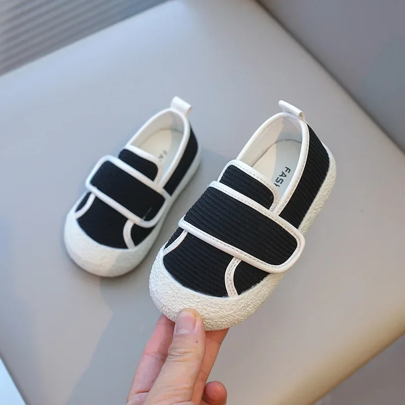 Striped fabric baby shoes slip on shallow every day girls and boys sports skin friendly childrens H09101 250303