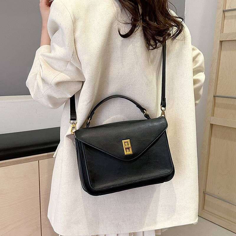 Women's Bags High-end leather women's bag, shoulder and crossbody bag for daily commuting